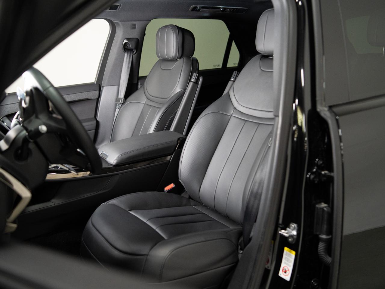 2025 Land Rover Range Rover Sport P530 | DYNAMIC | SE | MERIDIAN 3D | BREMBO | 23 IN Photo