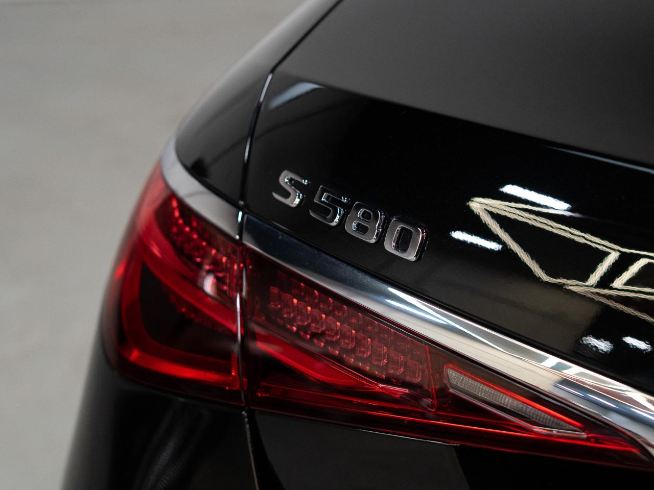 2021 Mercedes-Benz S-Class 580 | AMG | EXECUTIVE & PREMIUM PKG | 20 IN Photo