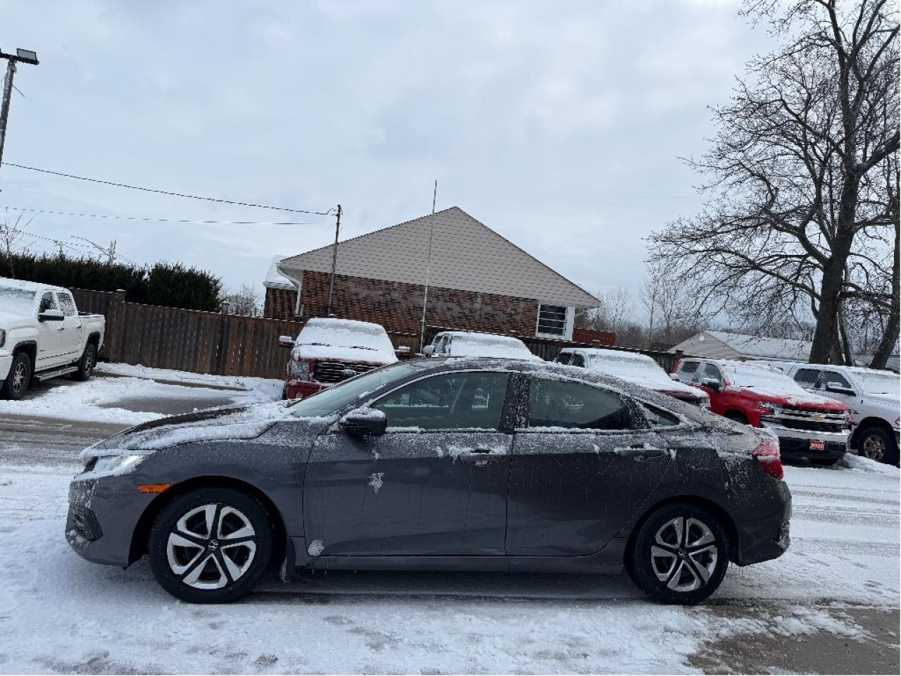 2017 Honda Civic SEDAN LX Photo