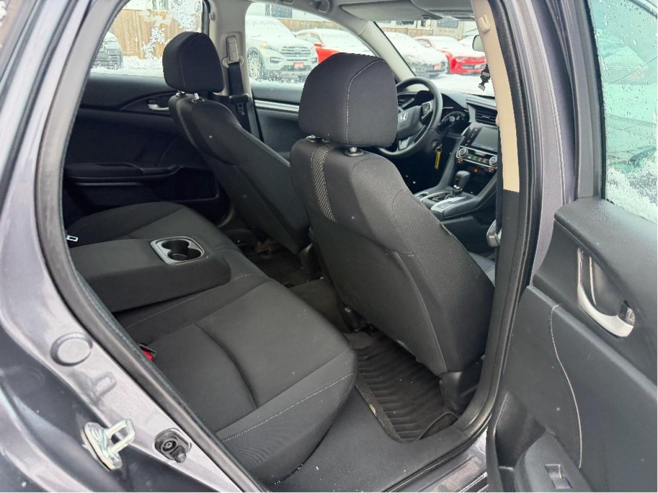 2017 Honda Civic SEDAN LX Photo