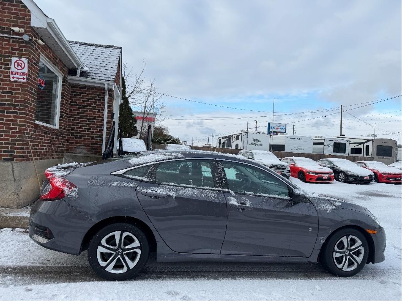 2017 Honda Civic SEDAN LX Photo