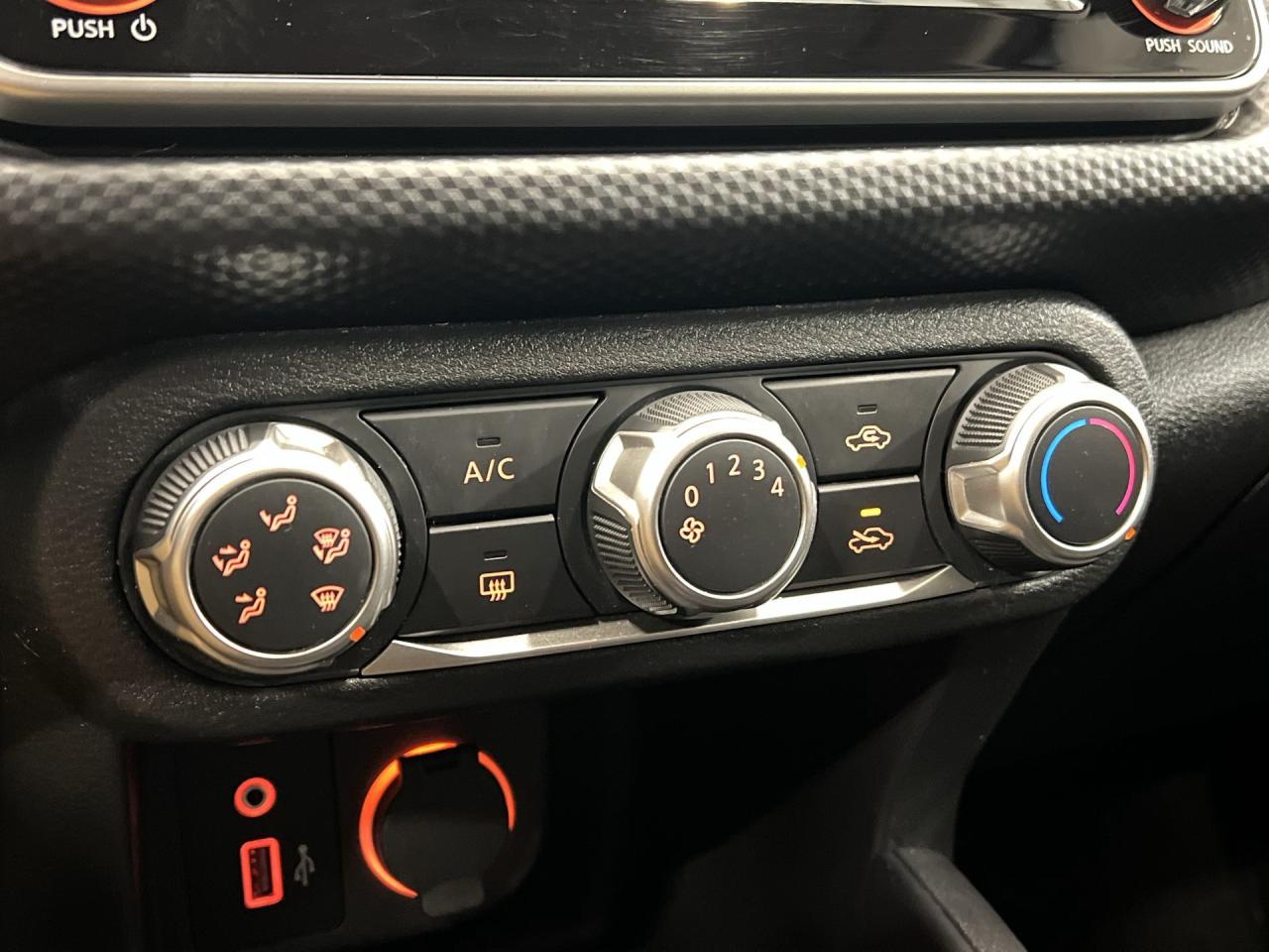 2023 Nissan Kicks ONLY 21,000KMS! | CARPLAY | BLIND SPOT | REAR CAM Photo