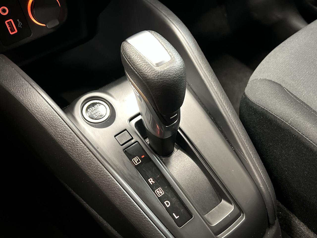 2023 Nissan Kicks ONLY 21,000KMS! | CARPLAY | BLIND SPOT | REAR CAM Photo