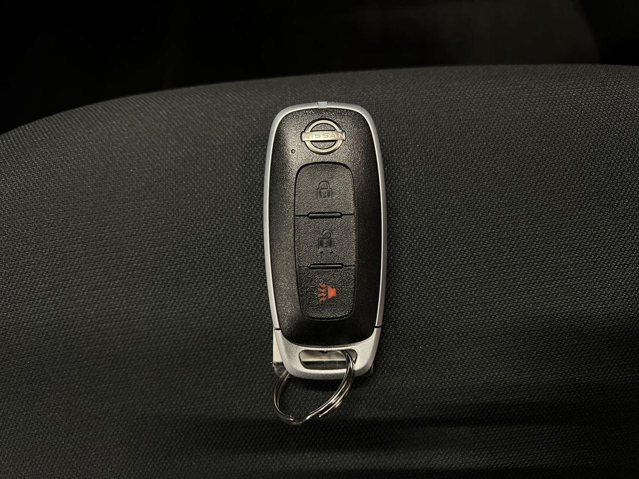 2023 Nissan Kicks ONLY 21,000KMS! | CARPLAY | BLIND SPOT | REAR CAM Photo