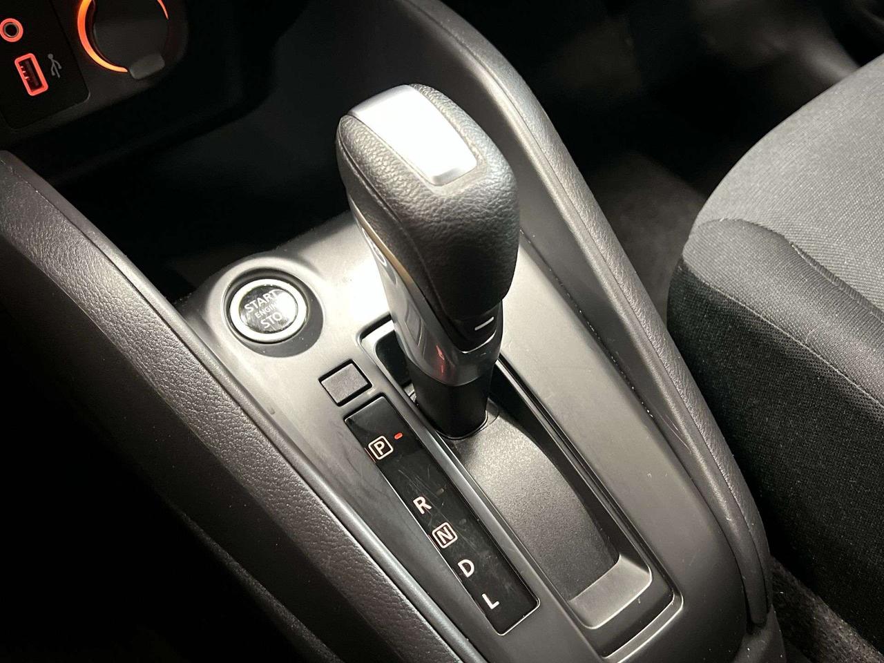 2023 Nissan Kicks ONLY 21,000KMS! | CARPLAY | BLIND SPOT | REAR CAM Photo