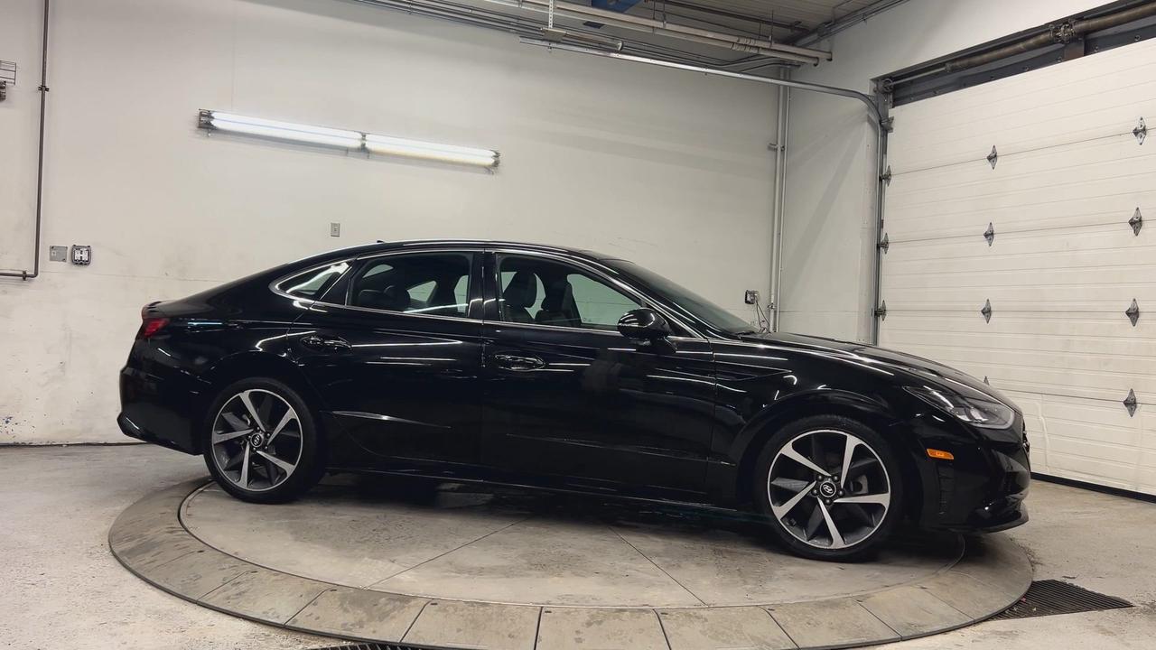 2023 Hyundai Sonata SPORT | 1.6L TURBO | HTD LEATHER | PANO ROOF | NAV Photo
