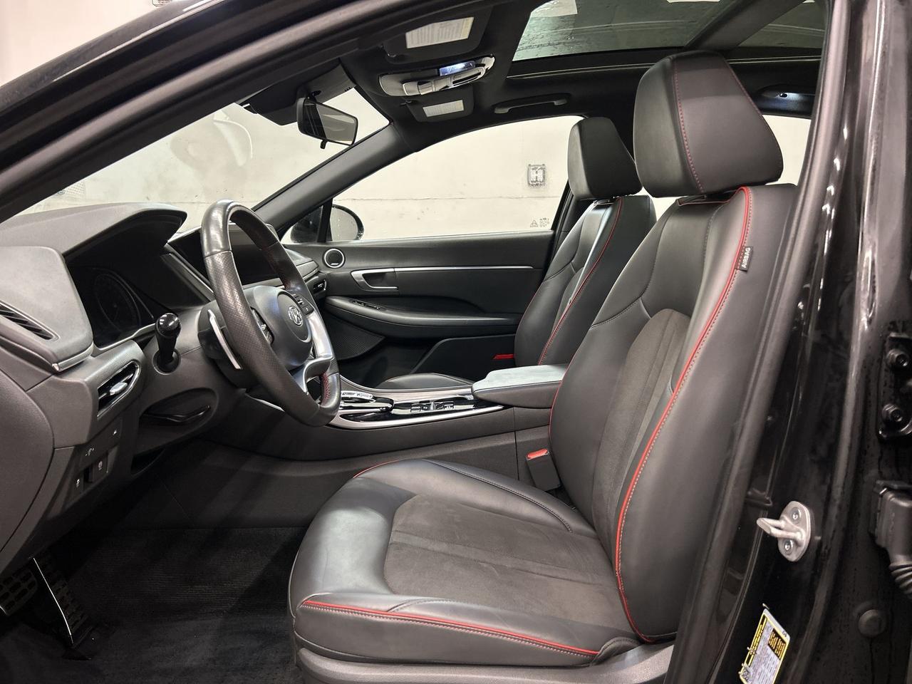 2023 Hyundai Sonata SPORT | 1.6L TURBO | HTD LEATHER | PANO ROOF | NAV Photo