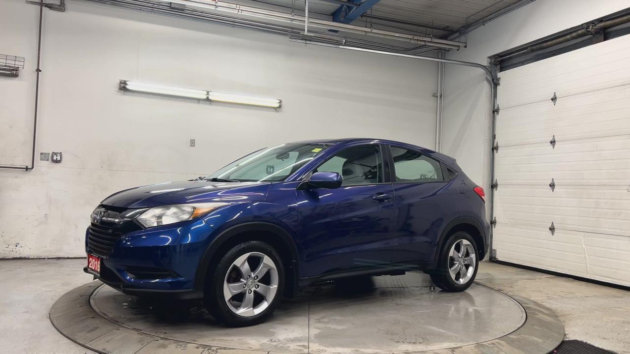 2016 Honda HR-V AWD |HTD SEATS | LOW KMS! |17IN ALLOYS | REAR CAM Photo4