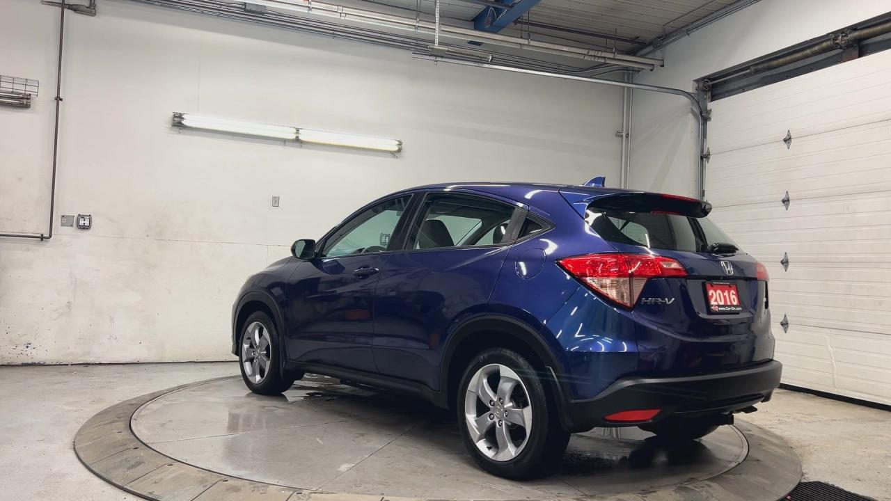 2016 Honda HR-V AWD |HTD SEATS | LOW KMS! |17IN ALLOYS | REAR CAM Photo