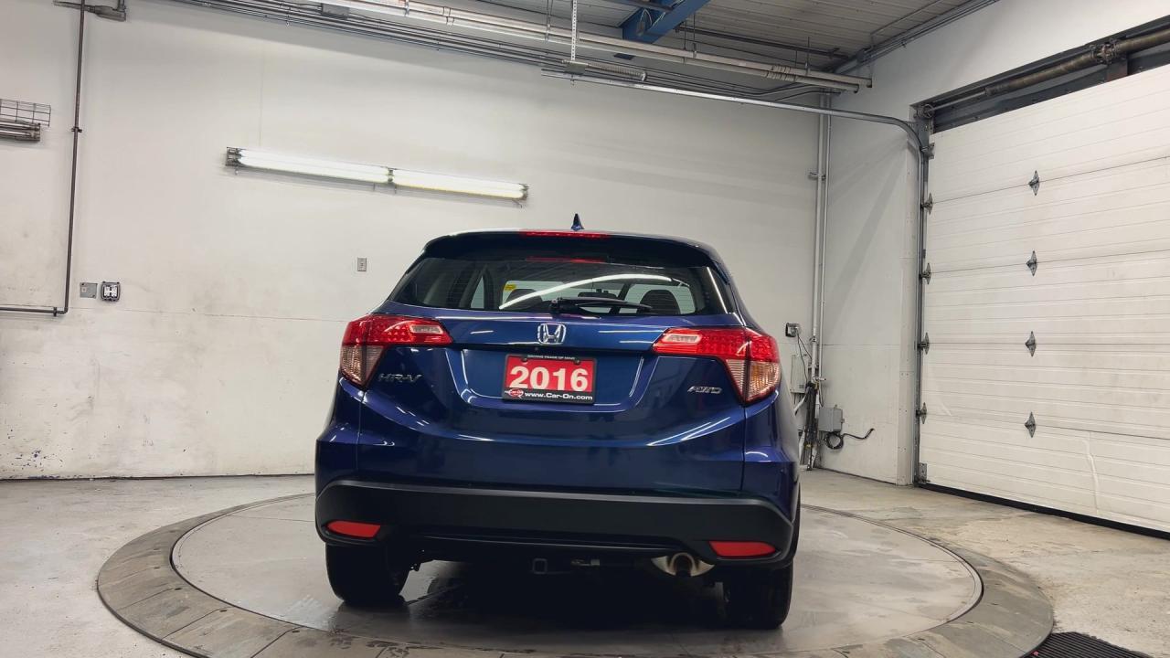 2016 Honda HR-V AWD |HTD SEATS | LOW KMS! |17IN ALLOYS | REAR CAM Photo