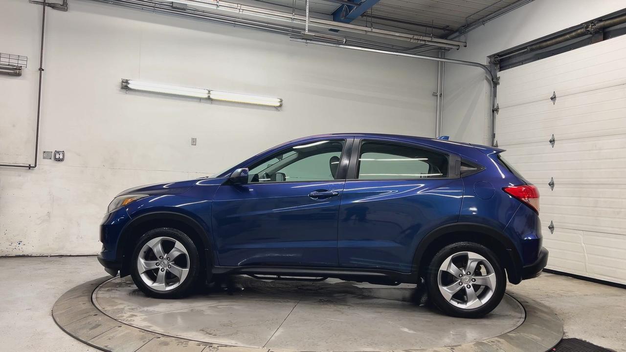 2016 Honda HR-V AWD |HTD SEATS | LOW KMS! |17IN ALLOYS | REAR CAM Photo