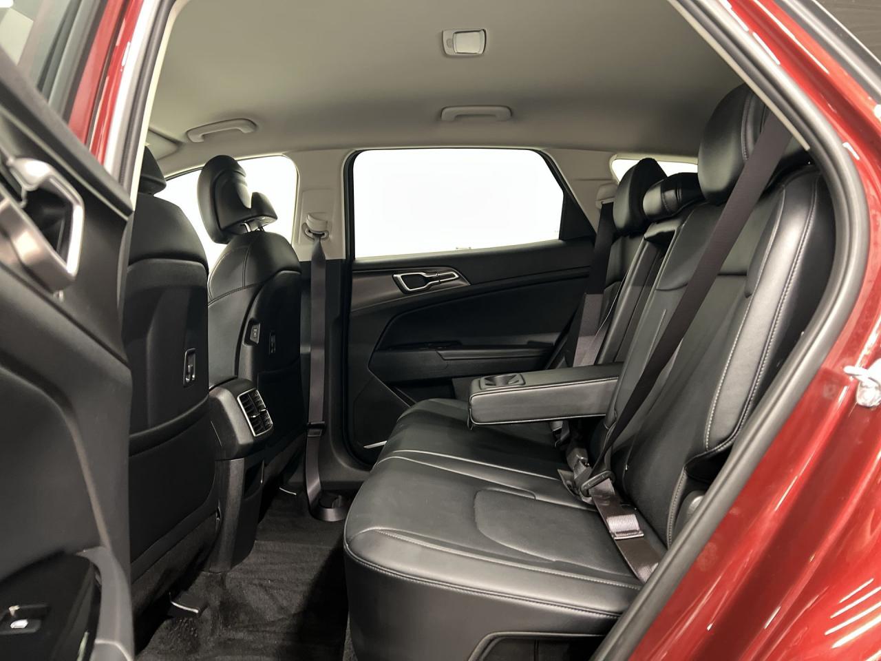 2023 Kia Sportage Hybrid EX AWD |HTD LEATHER |CARPLAY | REMOTE START Photo