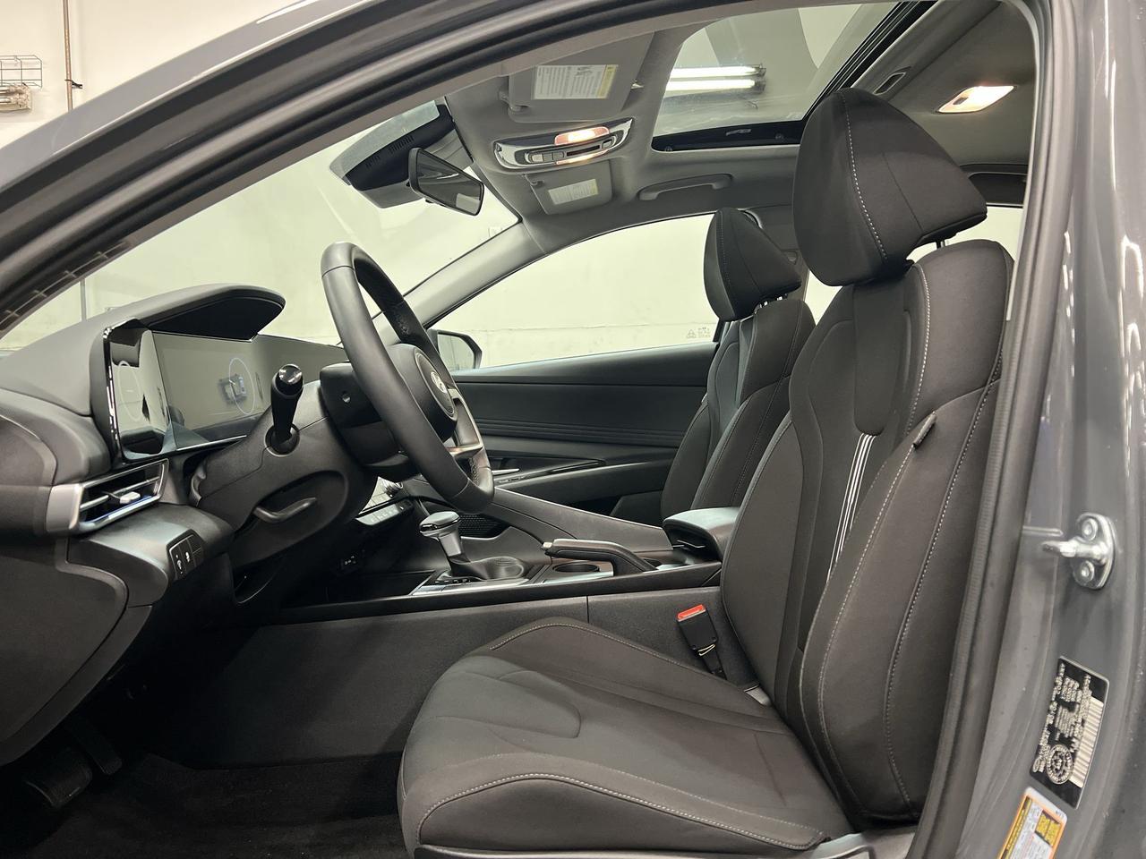 2025 Hyundai Elantra >>JUST SOLD Photo