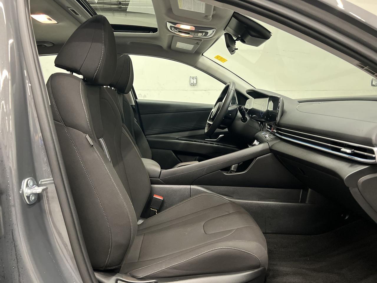 2025 Hyundai Elantra >>JUST SOLD Photo