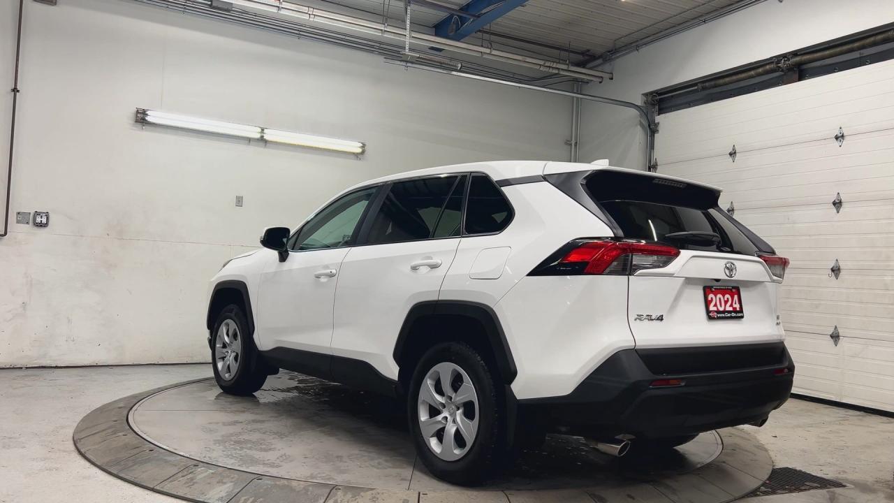 2024 Toyota RAV4 AWD | CARPLAY | HTD SEATS | BLIND SPOT | BLUETOOTH Photo