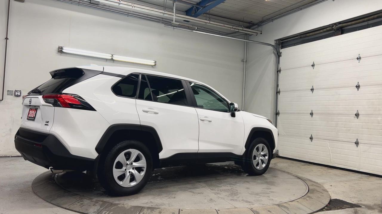 2024 Toyota RAV4 AWD | CARPLAY | HTD SEATS | BLIND SPOT | BLUETOOTH Photo