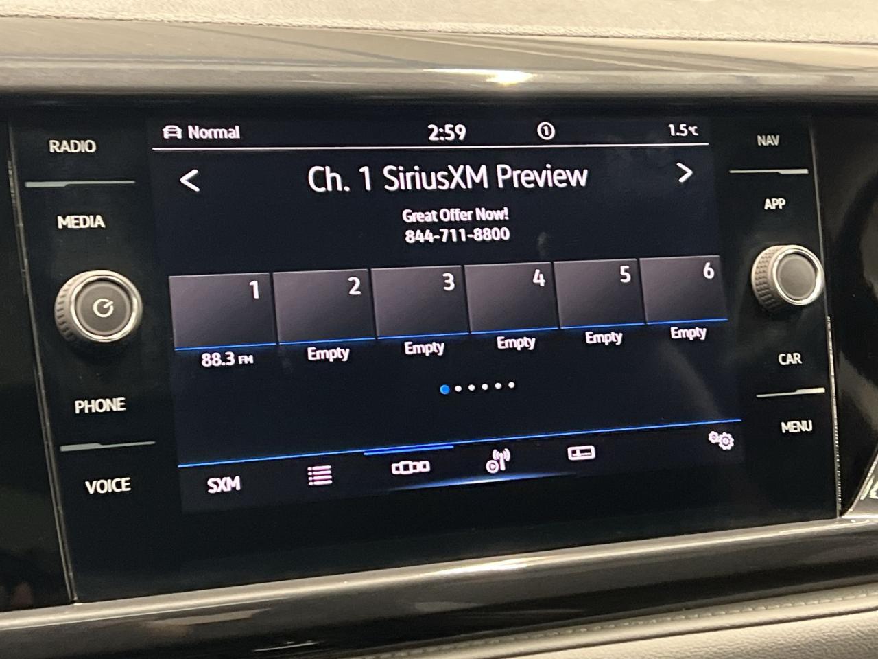 2022 Volkswagen Taos HIGHLINE AWD | LOW KMS! |COOLED LEATHER |PANO ROOF Photo