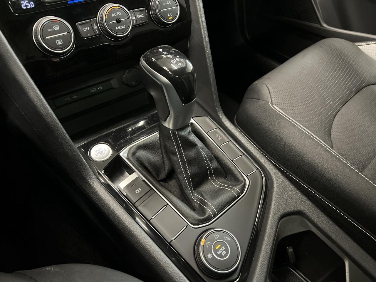 2022 Volkswagen Taos HIGHLINE AWD | LOW KMS! |COOLED LEATHER |PANO ROOF Photo