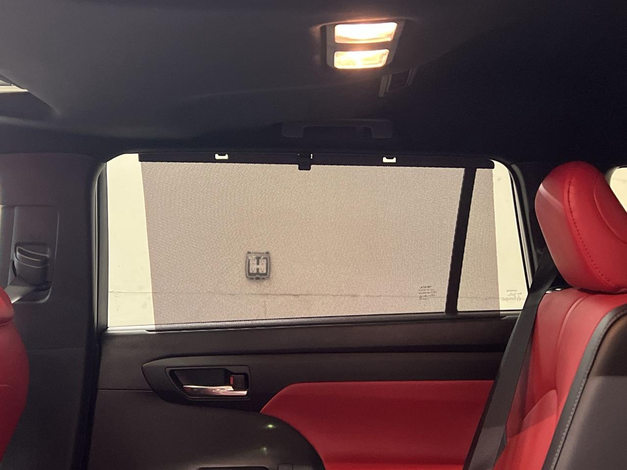 2022 Toyota Highlander XSE AWD | 7-PASS | LOW KMS! | RED LEATHER |SUNROOF Photo