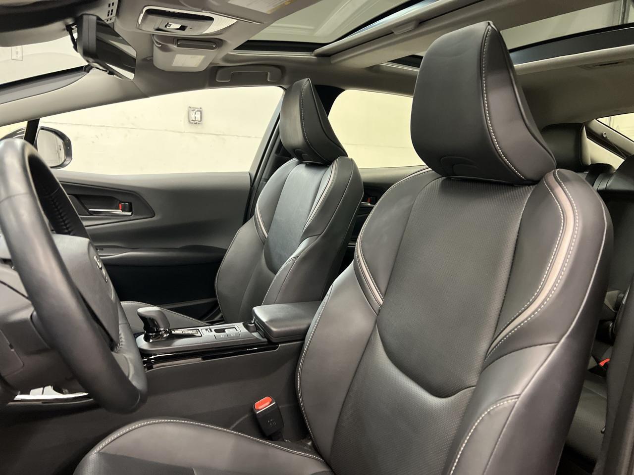 2024 Toyota Prius LIMITED HYBRID AWD | COOLED LEATHER | PANO ROOF Photo