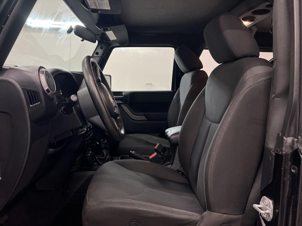 2016 Jeep Wrangler 6-SPEED 4X4 | LOW KMS | FOG LIGHTS |CRUISE CONTROL Photo