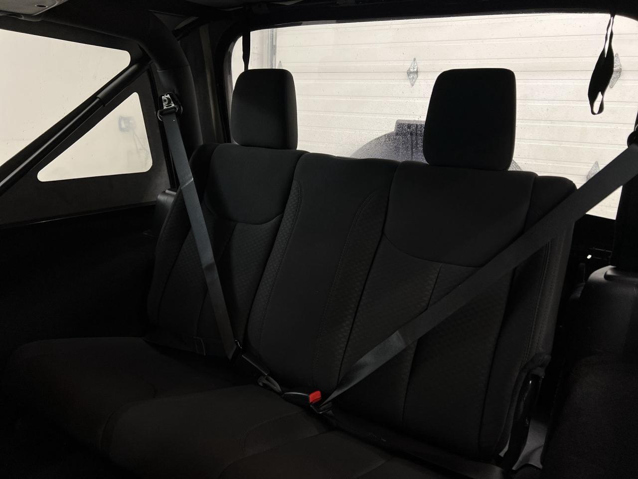 2016 Jeep Wrangler 6-SPEED 4X4 | LOW KMS | FOG LIGHTS |CRUISE CONTROL Photo