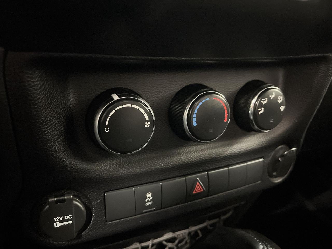 2016 Jeep Wrangler 6-SPEED 4X4 | LOW KMS | FOG LIGHTS |CRUISE CONTROL Photo