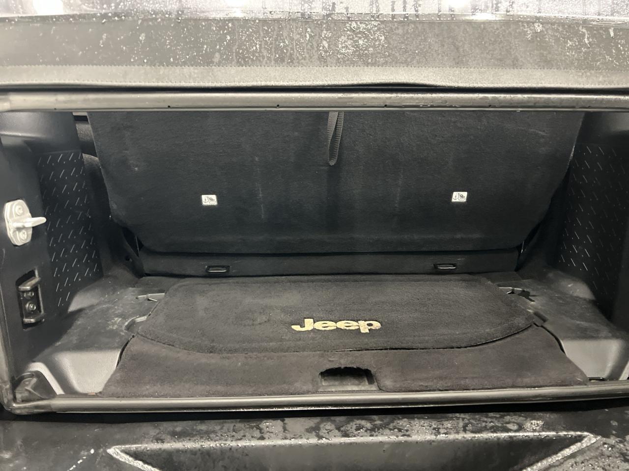 2016 Jeep Wrangler 6-SPEED 4X4 | LOW KMS | FOG LIGHTS |CRUISE CONTROL Photo