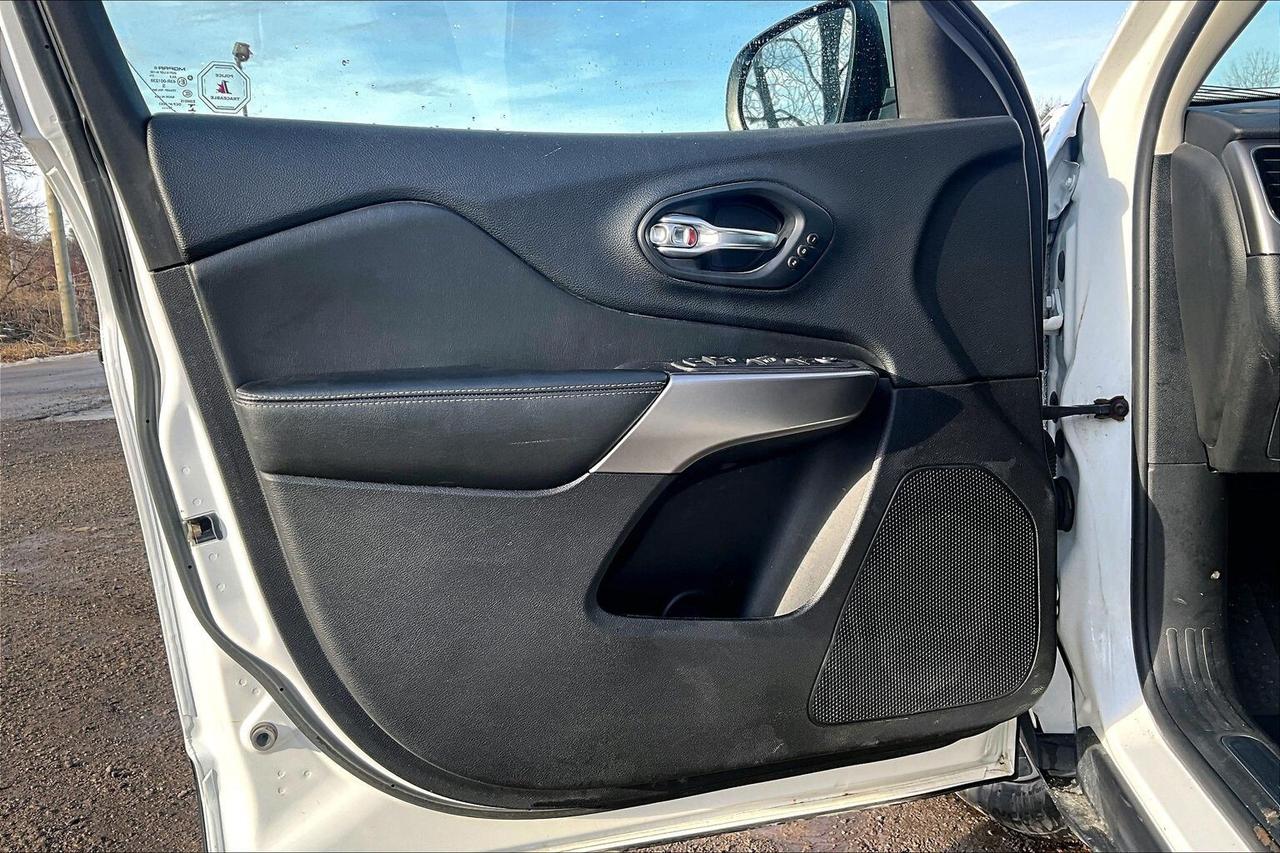 2020 Jeep Cherokee Limited | Vented Leather | Panoroof | AS IS | 4X4 Photo