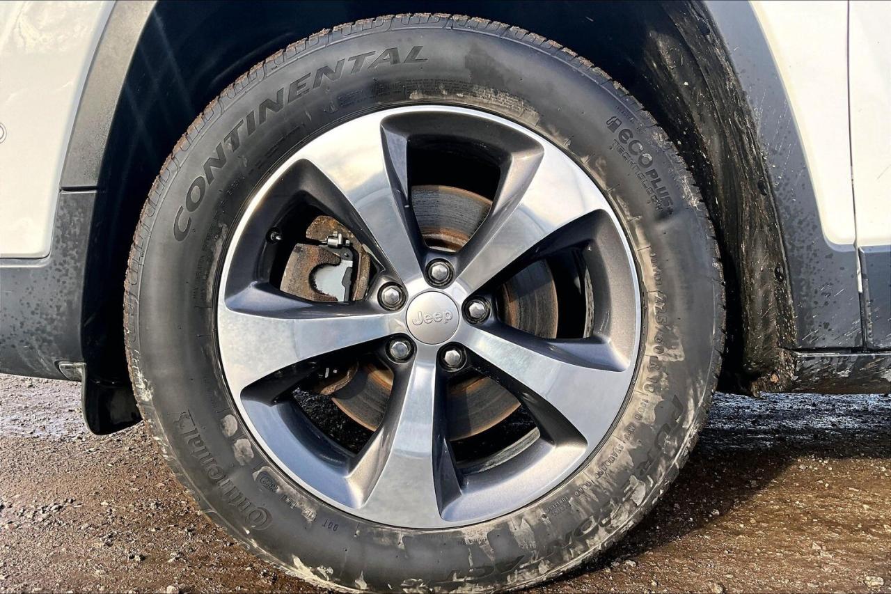 2020 Jeep Cherokee Limited | Vented Leather | Panoroof | AS IS | 4X4 Photo