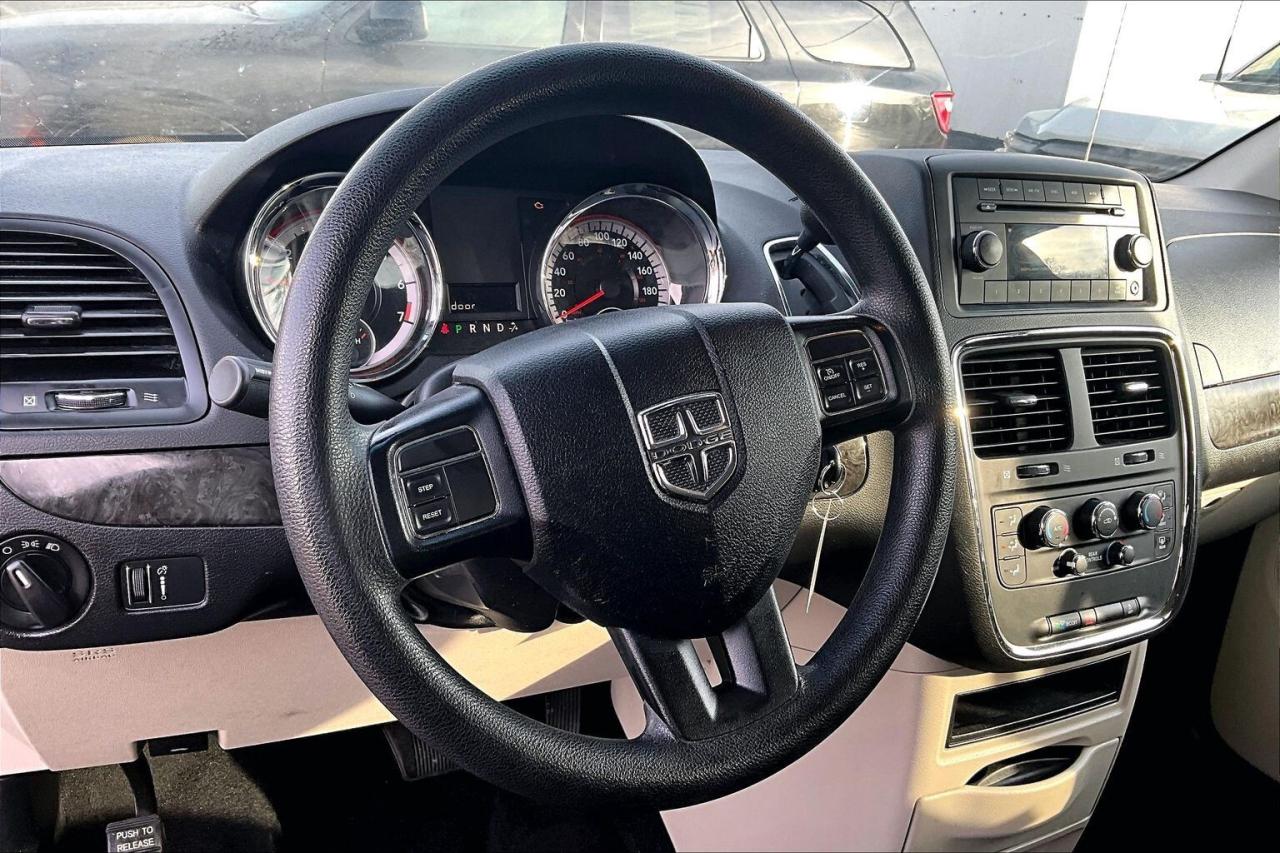 2015 Dodge Grand Caravan SXT | Stow n Go | AS IS | FWD Photo