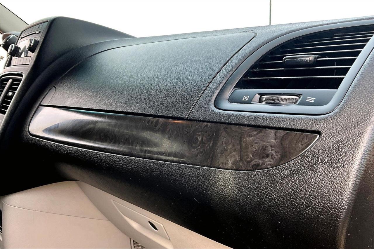 2015 Dodge Grand Caravan SXT | Stow n Go | AS IS | FWD Photo