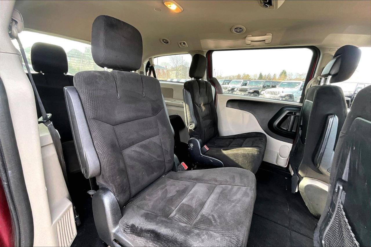 2015 Dodge Grand Caravan SXT | Stow n Go | AS IS | FWD Photo