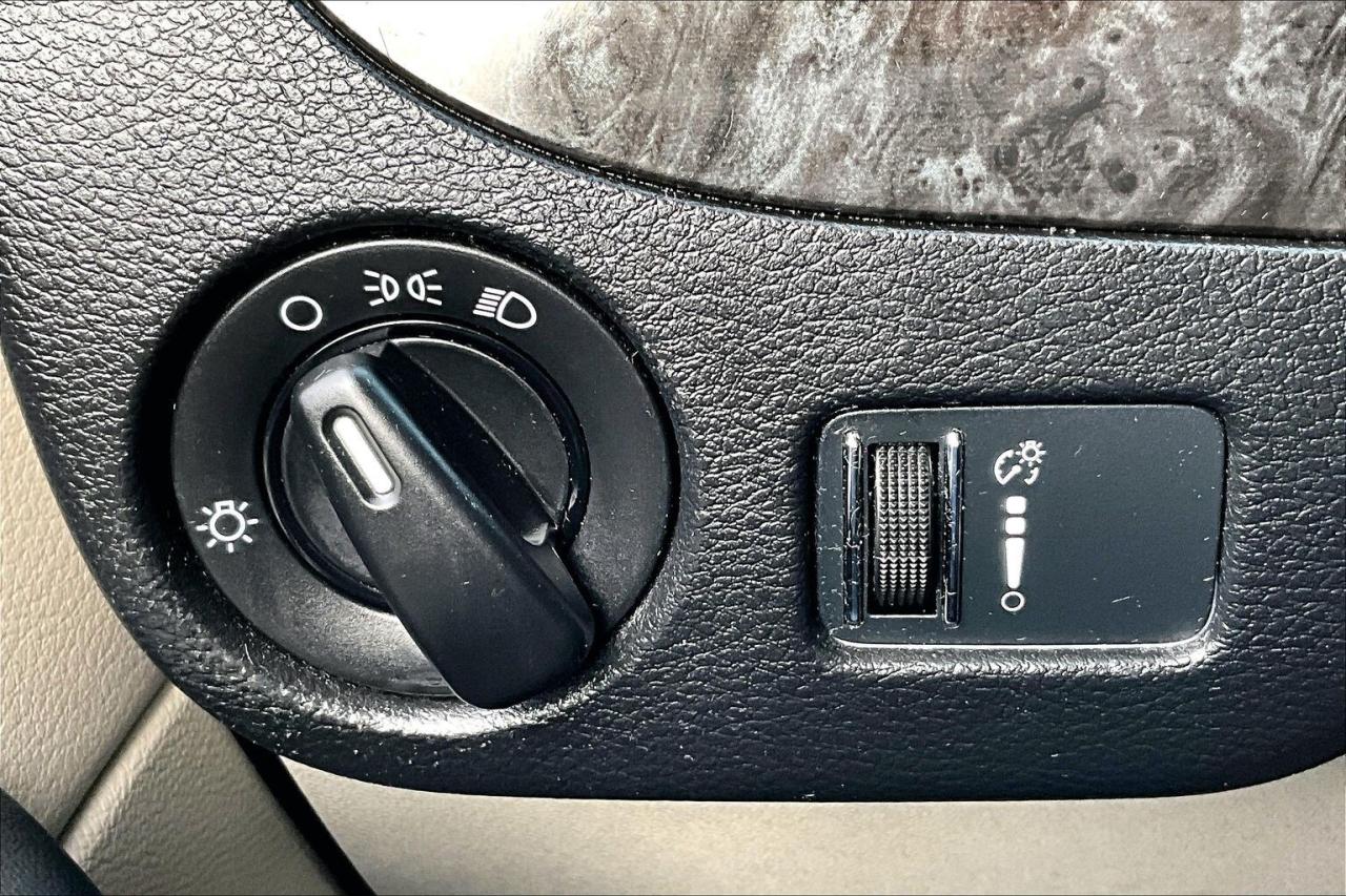 2015 Dodge Grand Caravan SXT | Stow n Go | AS IS | FWD Photo