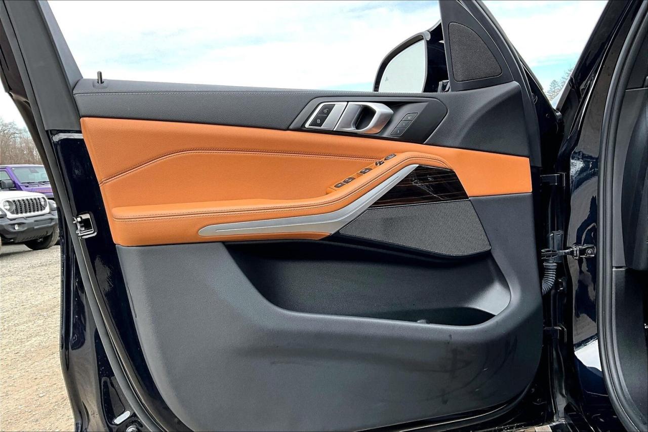 2021 BMW X5 xDrive40i | M Sport Pkg | Prem Essential Pkg | AWD Photo