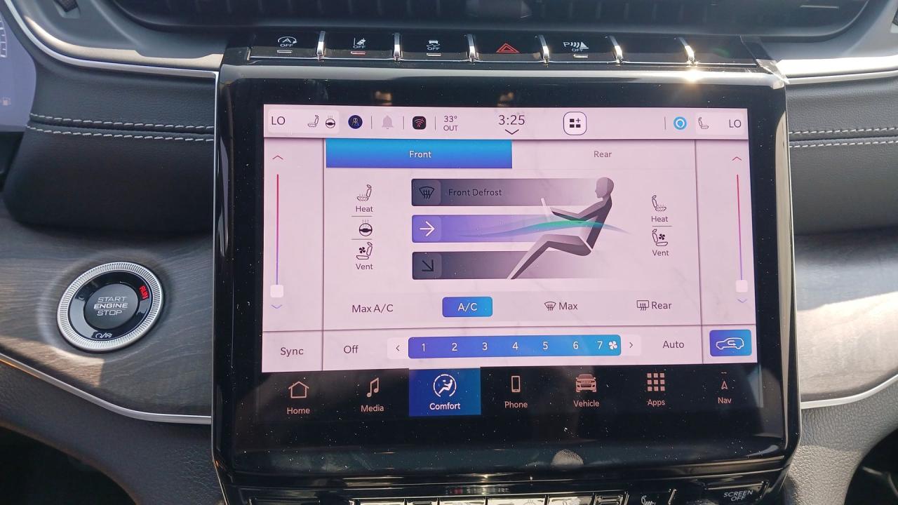 2025 Jeep Grand Cherokee L Limited 4x4 Photo