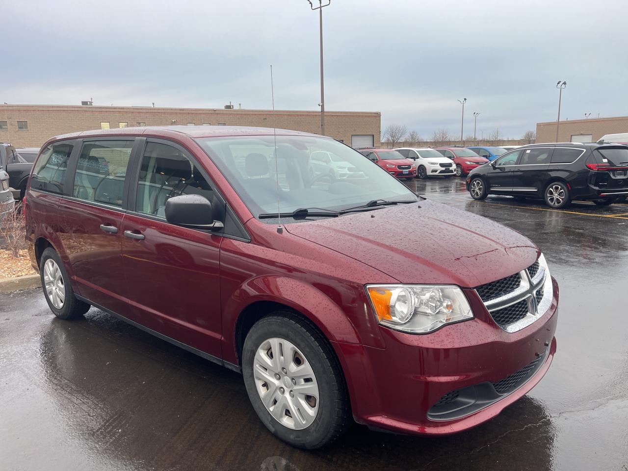 2019 Dodge Grand Caravan CANADIAN VALUE PKG / REAR STOnGO / BACKUP CAMERA Photo