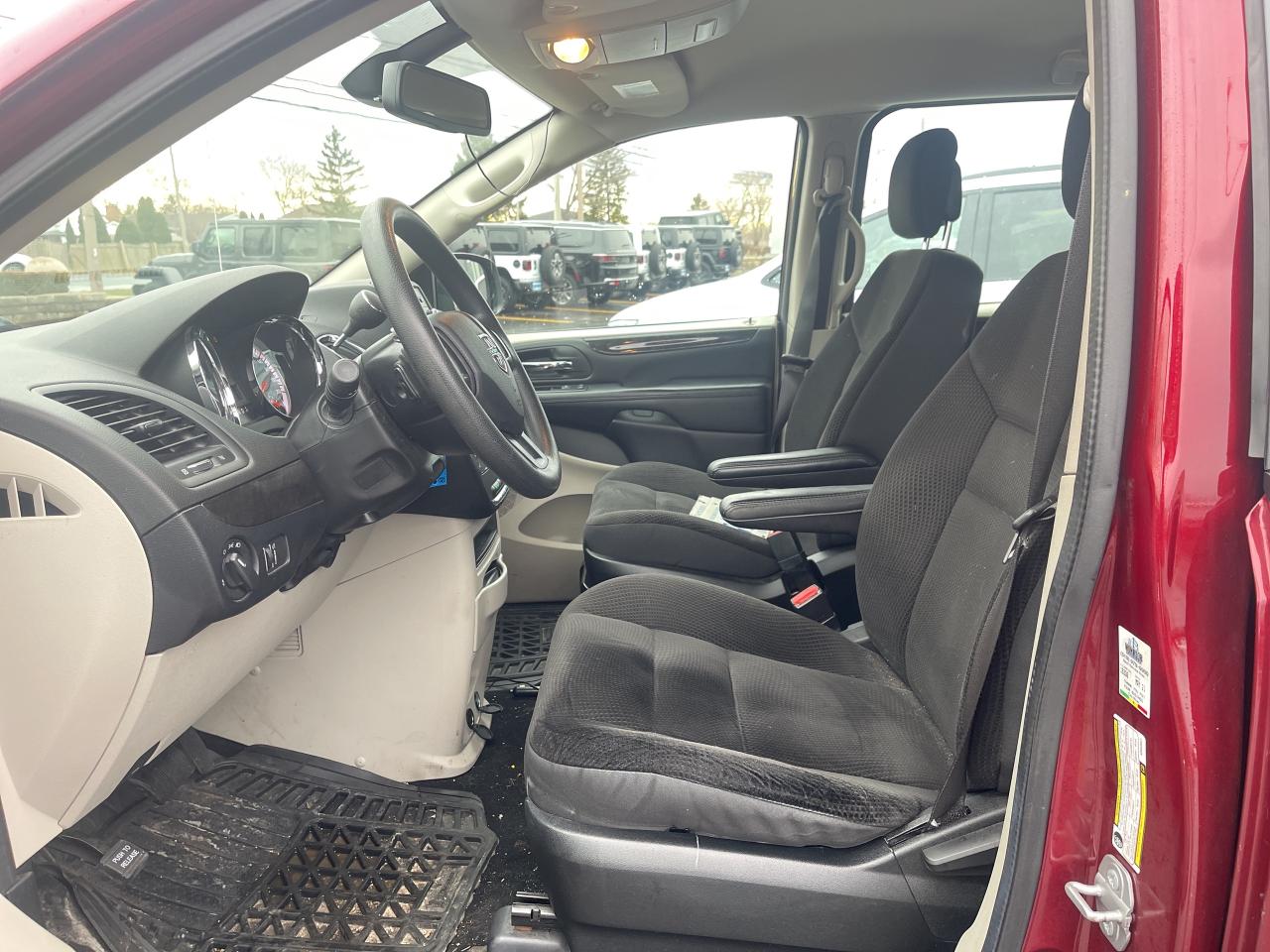 2019 Dodge Grand Caravan CANADIAN VALUE PKG / REAR STOnGO / BACKUP CAMERA Photo