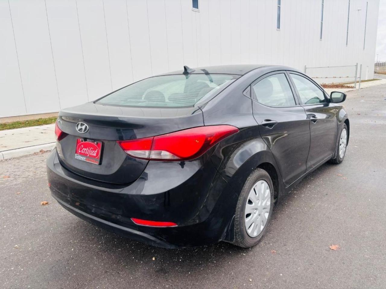 2015 Hyundai Elantra 5dr Automatic GL Photo