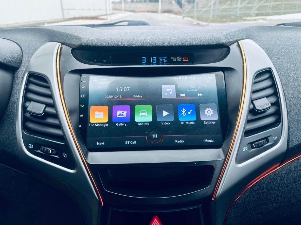 2015 Hyundai Elantra 5dr Automatic GL Photo