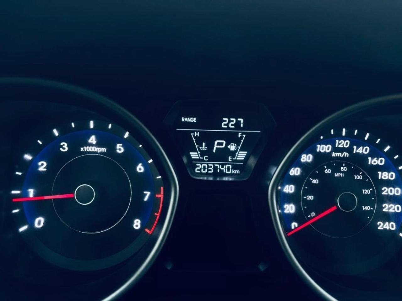 2015 Hyundai Elantra 5dr Automatic GL Photo