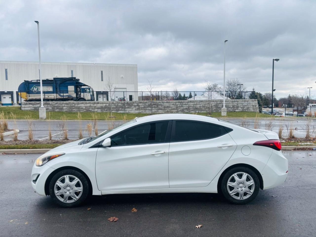 2016 Hyundai Elantra GT 5dr Automatic Photo