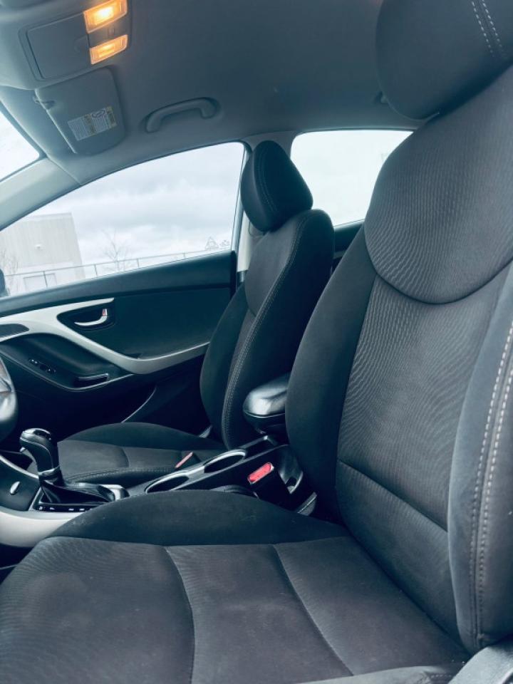 2016 Hyundai Elantra GT 5dr Automatic Photo