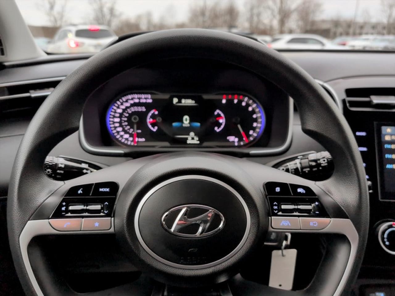 2023 Hyundai Tucson Essential  **LOW KMS - CLEAN CF** Photo