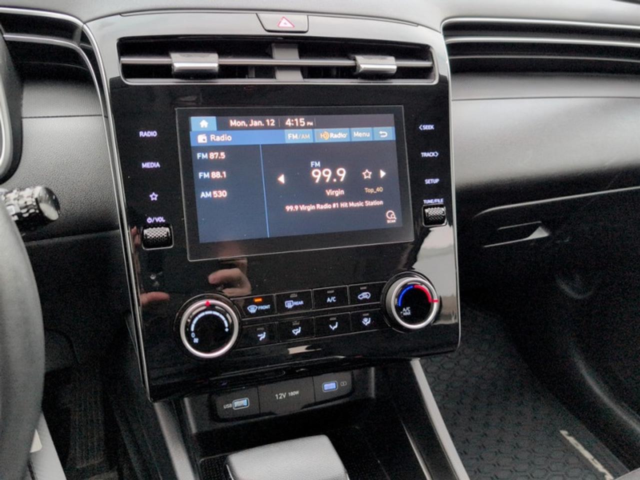 2023 Hyundai Tucson Essential  **LOW KMS - CLEAN CF** Photo