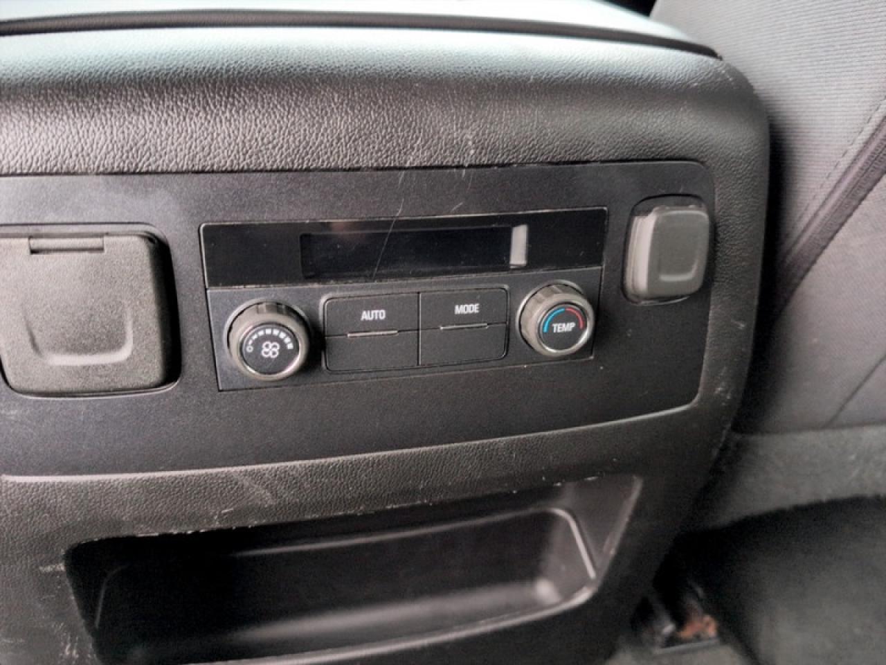 2018 GMC Yukon SLE Photo