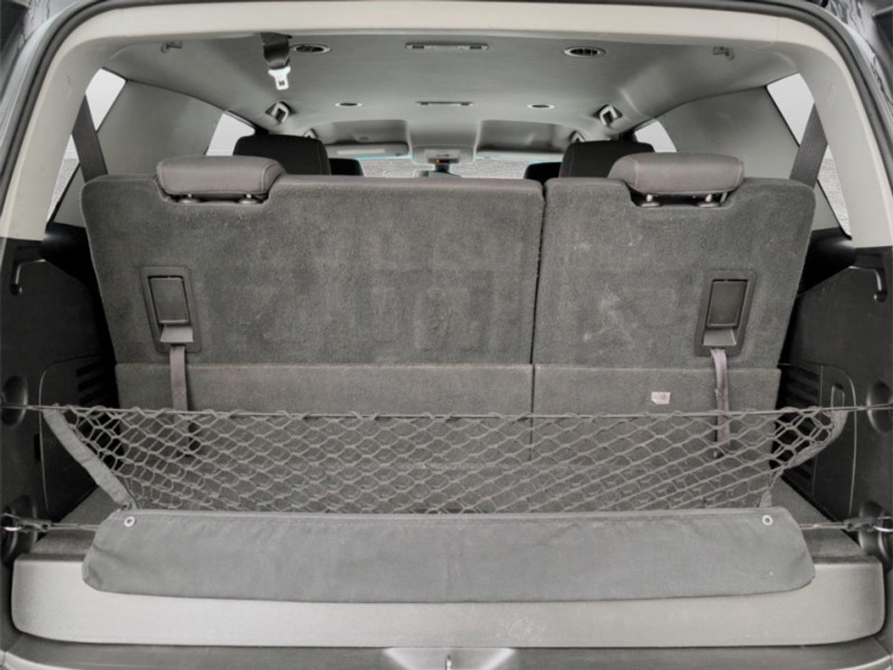 2018 GMC Yukon SLE  **8 PASSENGER** Photo