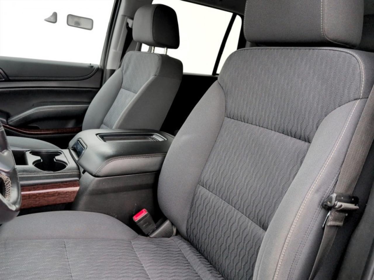 2018 GMC Yukon SLE  **8 PASSENGER** Photo
