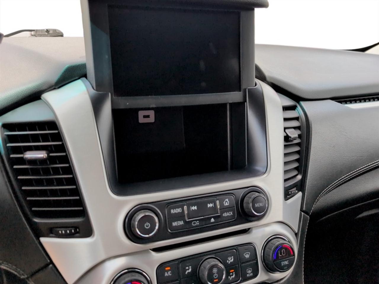 2018 GMC Yukon SLE  **8 PASSENGER** Photo