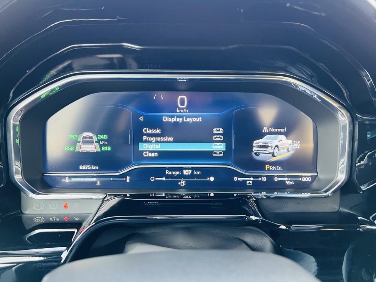 2025 Chevrolet Silverado 1500 LT Photo